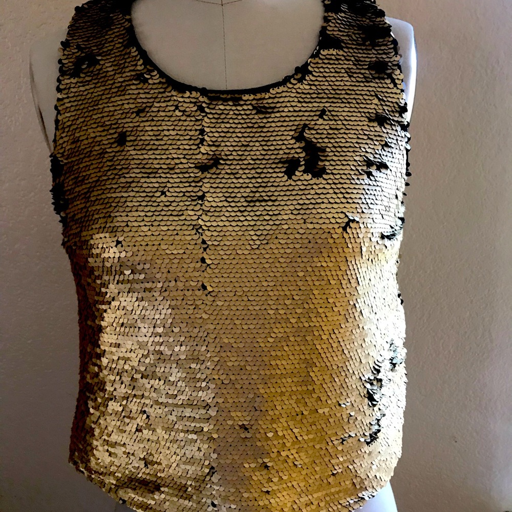 FOREVER 21 Black/ Gold Top